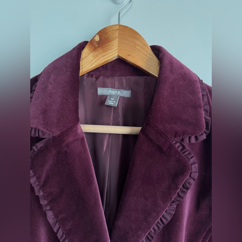 Apt. 9 Plum Velvet Blazer Jacket Size 10 Ruffle Trim NWT - Picture 2 of 5
